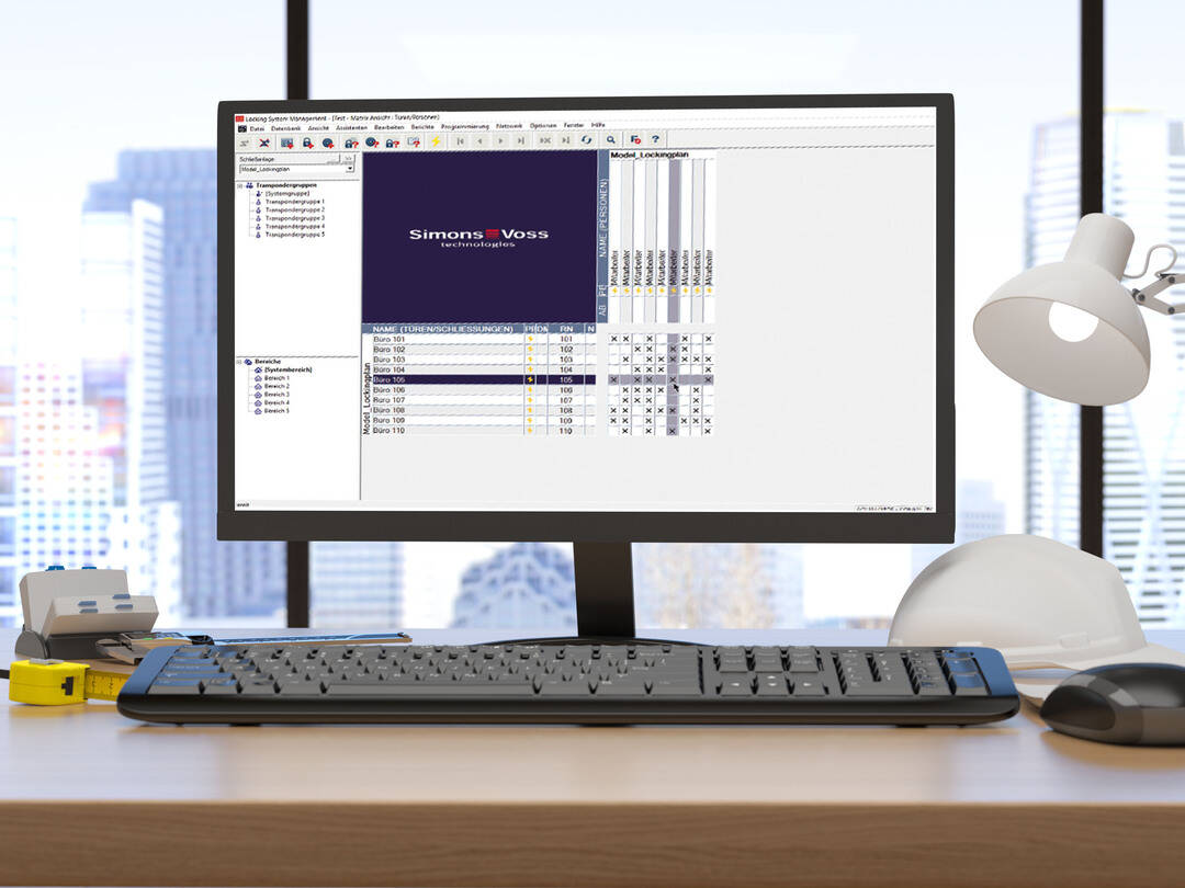 A computer with open LSM software A computer with open LSM software