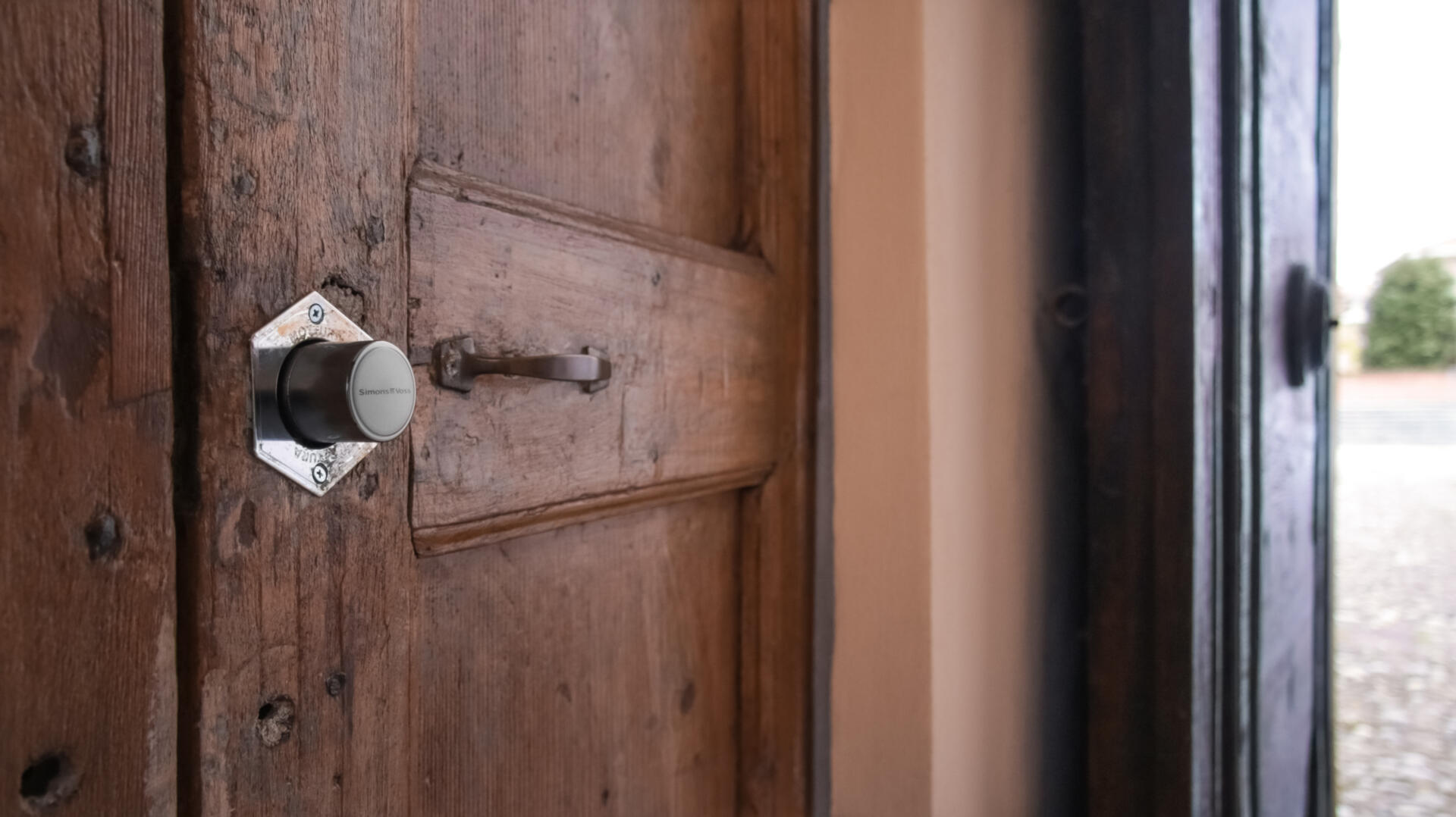 serratura controllo accessi